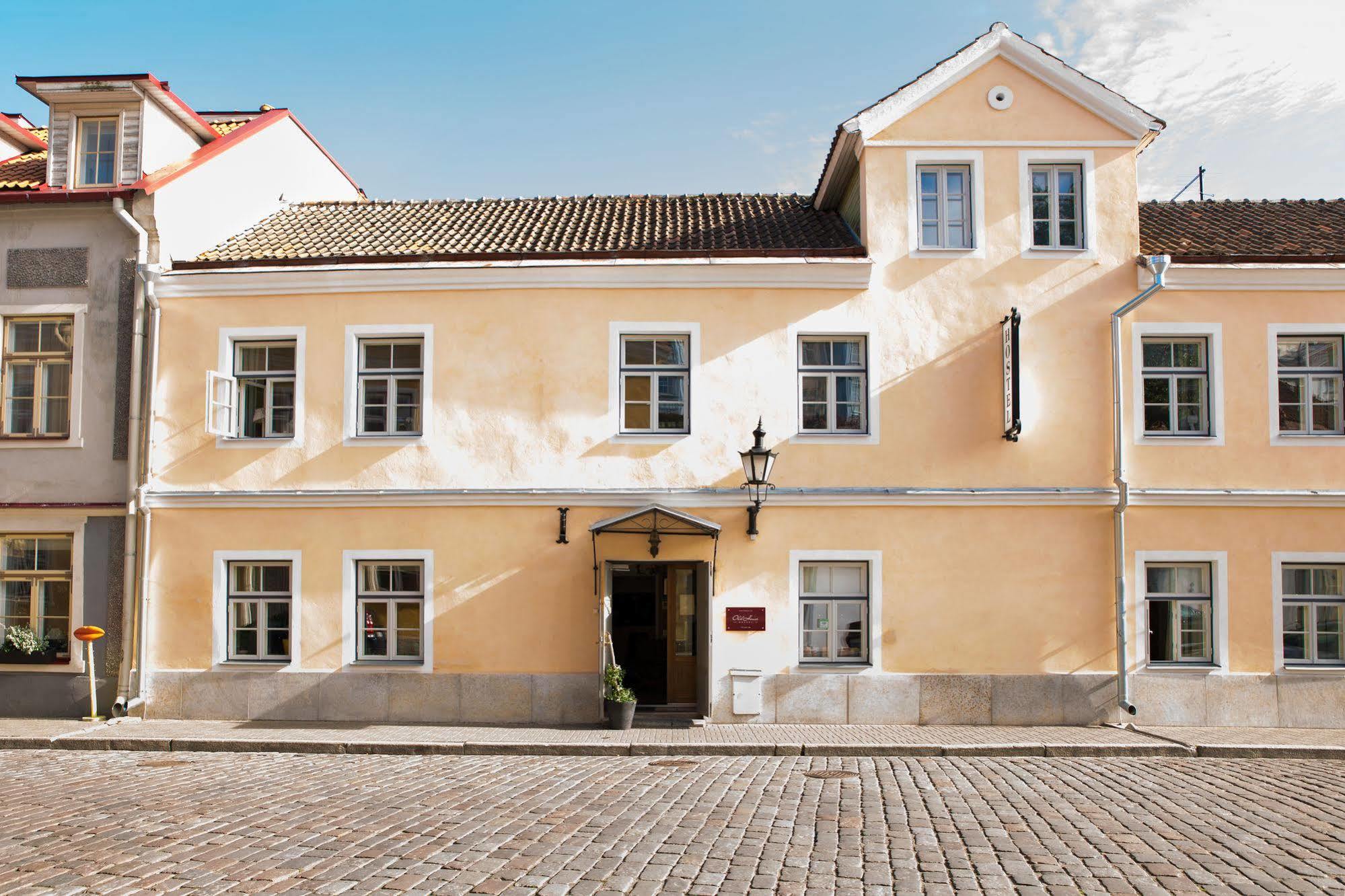 Oldhouse Hostel Tallin Exterior foto